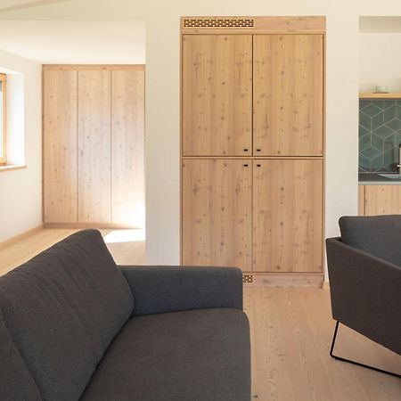 Hotel Neusacherhof Weissensee Zimmer foto